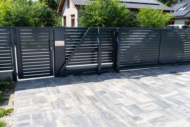 Best Custom Driveway Pavers  in Cedar Falls, IA